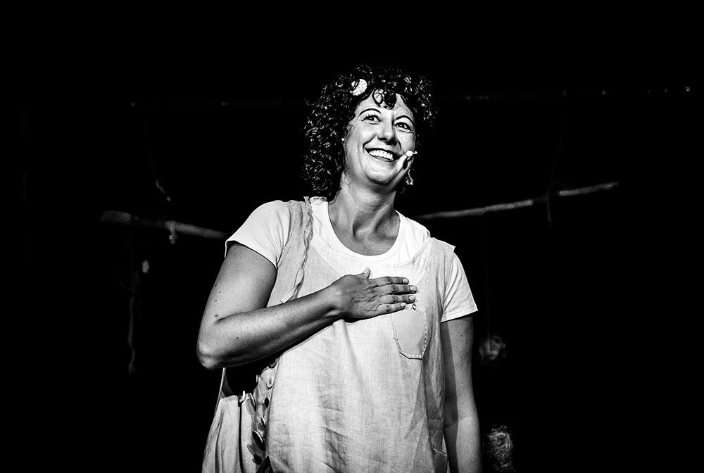 Del amor trágico al sentido del ridículo: Condestable acogerá mañana un abanico de emociones con la narradora Eugenia Manzanera