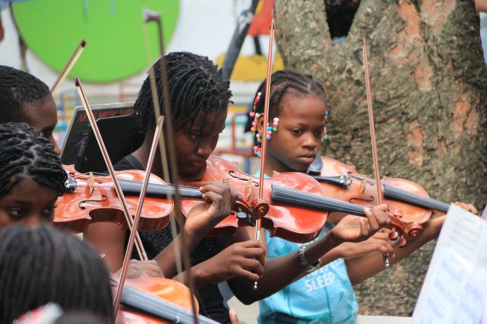 La Orquesta de Cuerda de L´Ecole de Musique de Puerto Príncipe (Haití) ofrece este miércoles un concierto en Civivox Condestable dentro del ciclo PAM´17