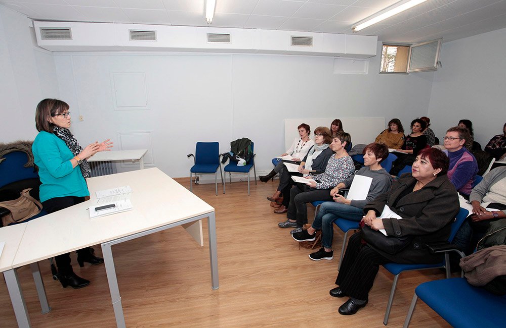 Las 198 personas del nuevo Equipo Municipal de Atención a Domicio son acogidas en el Área de Acción Social y Desarrollo Comunitario