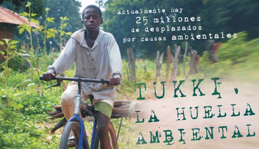 ‘Tukki, la huella ambiental’ cuenta la historia de uno de los 25 millones de seres humanos desplazados hoy en día por la degradación de su medio