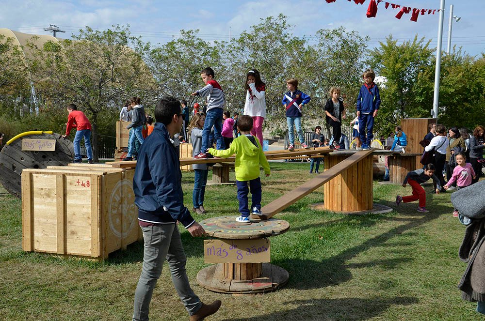 birjolastu1 Los Sanfermines contarán con un nuevo espacio infantil que se situará en la Taconera y que estará basado en juegos con elementos reciclados