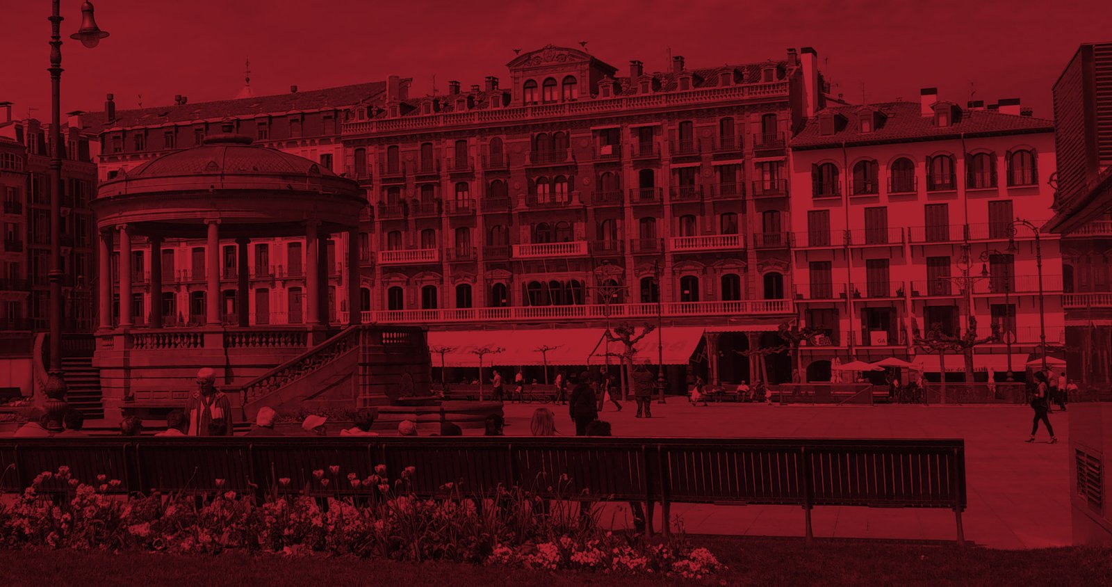 fondo-laguiadepamplona-actualidad1 Hoy viernes abre la caseta de la Plaza del Castillo y el lunes comienzan las inscripciones para las visitas guiadas que dan a conocer los cambios en el centro de la ciudad