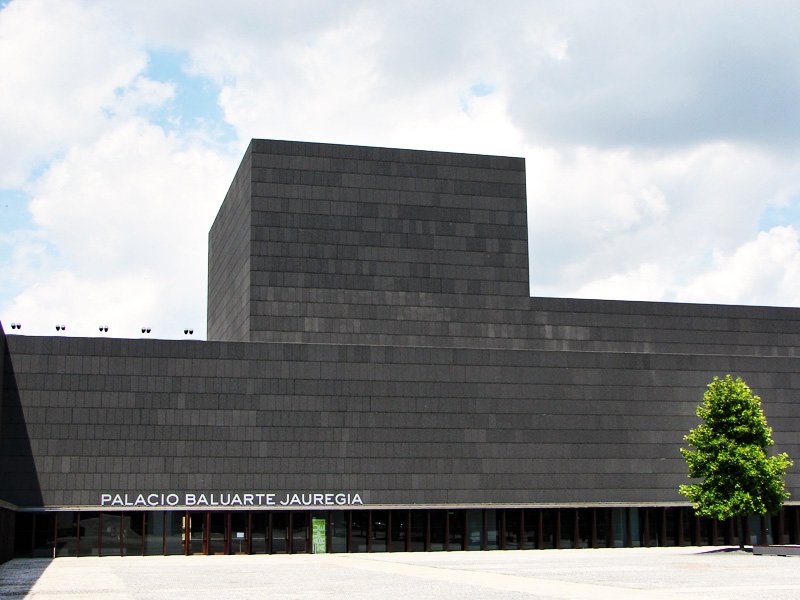 06_baluarte Música y teatro se combinan en el espectáculo Negua Kantuz que este domingo se representa en Baluarte con la participación de doce corales de Pamplona y Bayona