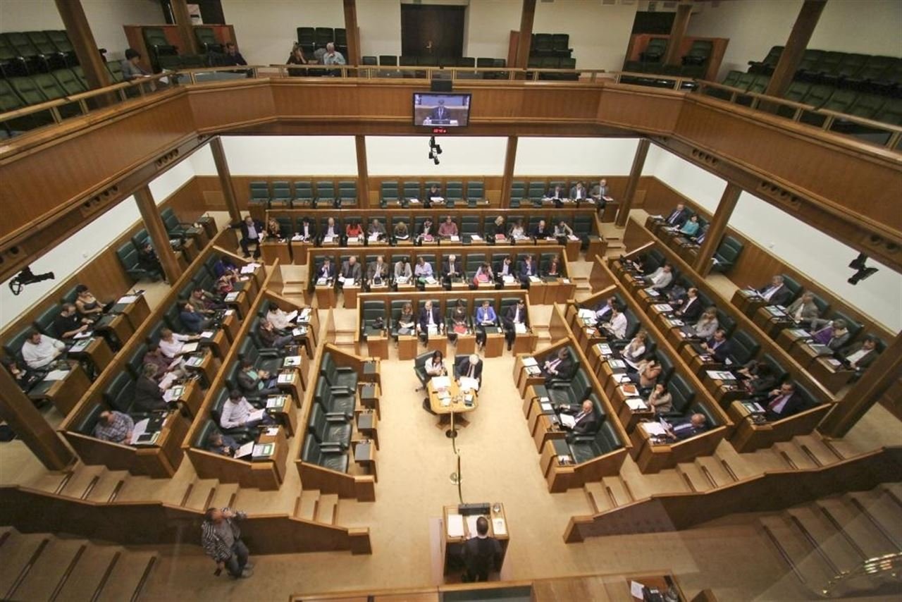 Pamplona expondrá el lunes en el Parlamento Vasco los trabajos realizados para la constitución de un operador energético municipal