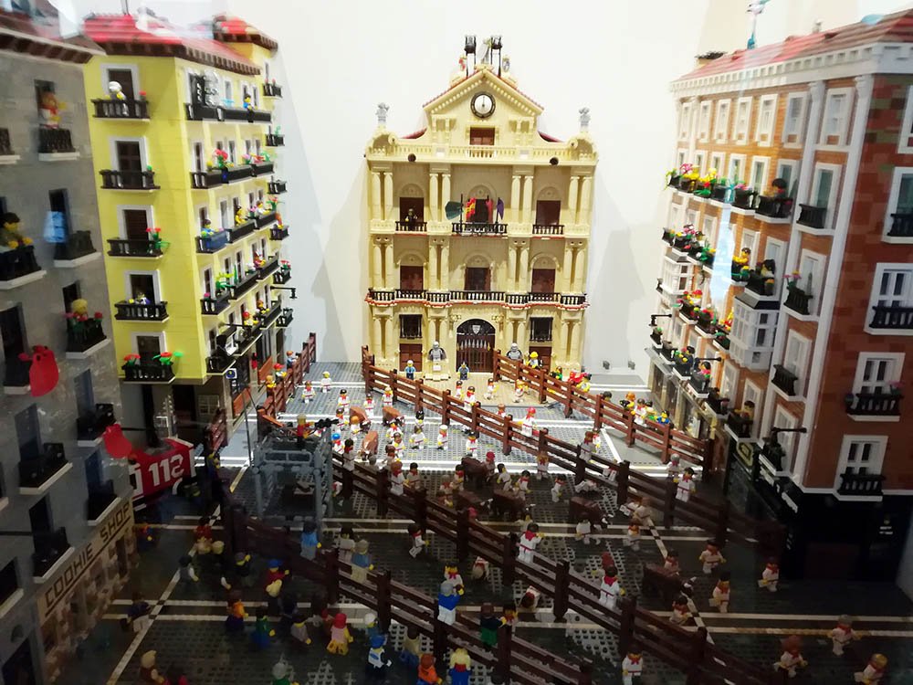 Talleres infantiles, conferencias y un discofórum recuerdan estos días en Civivox el espíritu de los Sanfermines en el segundo año sin fiestas