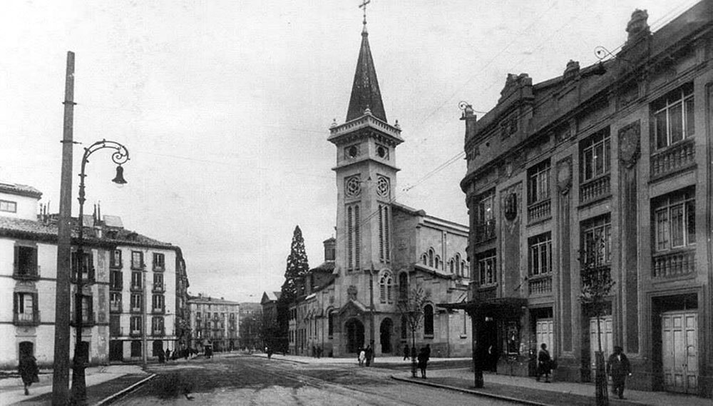Cuando el encierro se corrió por la entonces calle de San Ignacio y otras anécdotas de la avenida, un relato accesible mañana en Civivox Ensanche