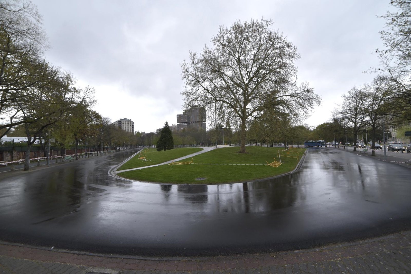 El Ayuntamiento comienza los trabajos de renovación del skatepark del Parque de Antoniutti para mejorar las rampas y crear otras nuevas aumentando la seguridad