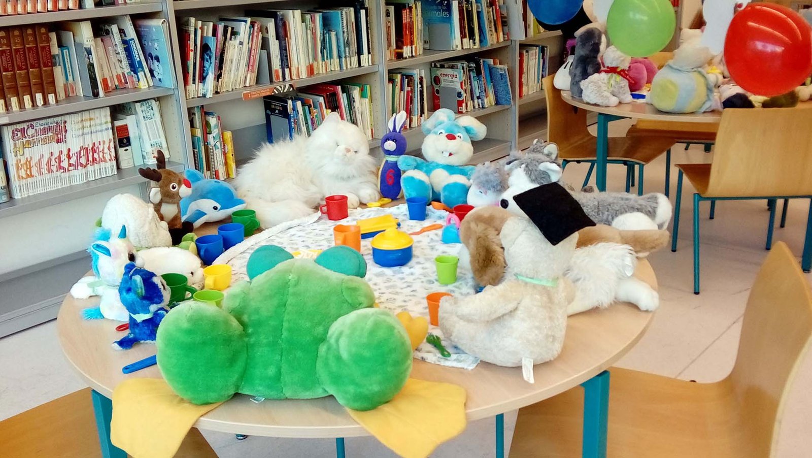 II Fiesta de pijamas para peluches en la Biblioteca de San Jorge, o cuando tu mejor amigo elige un libro para ti