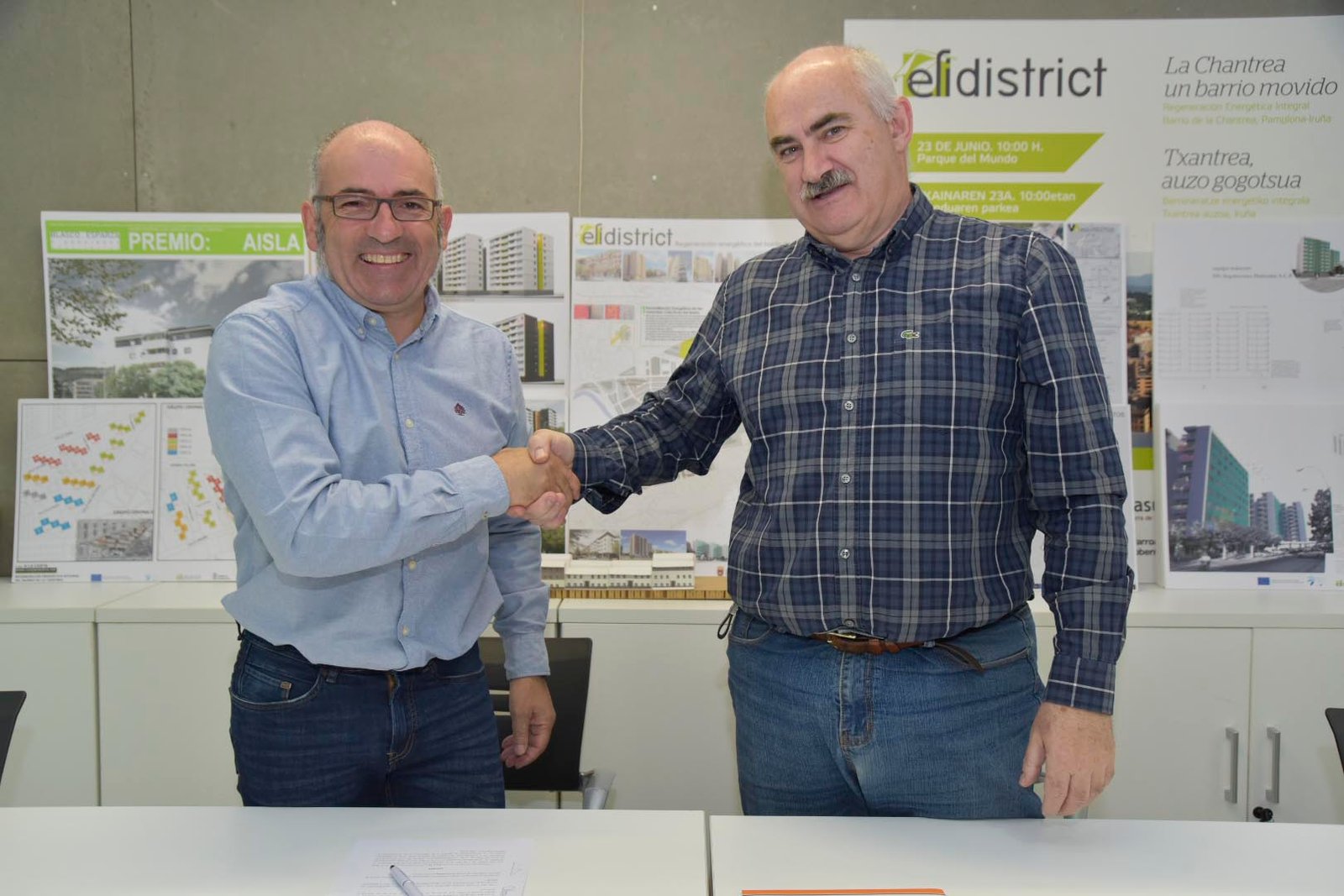 El Ayuntamiento de Pamplona y la empresa pública Nasuvinsa renuevan el convenio para duplicar las rehabilitaciones energéticas en el barrio de Txantrea