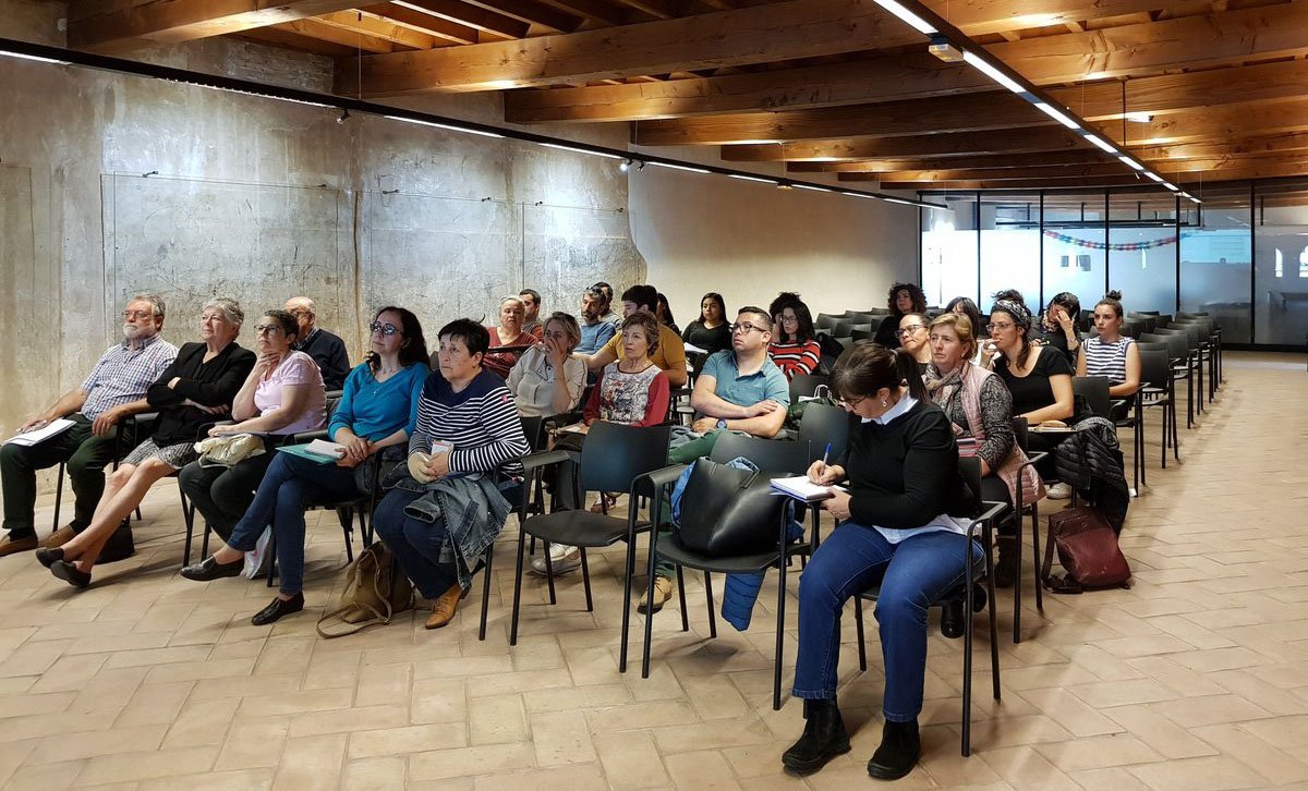 Las asociaciones que trabajan en Pamplona en el ámbito de la participación ciudadana tienen un mes para presentarse a la convocatoria municipal de ayudas