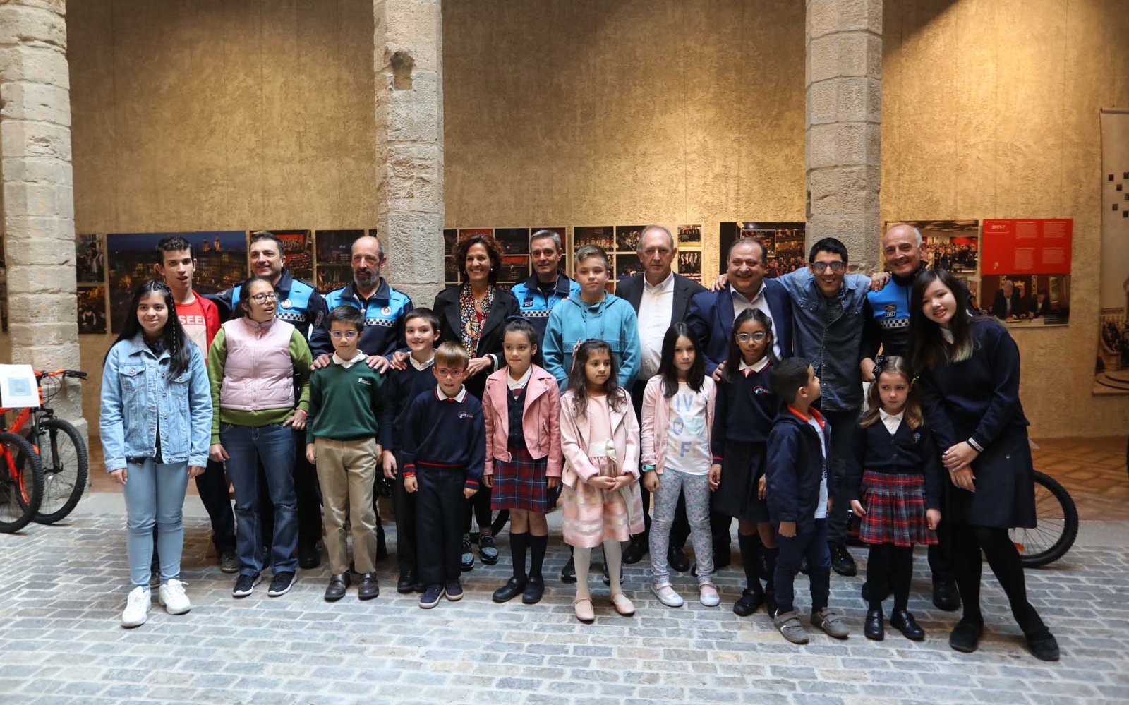 1.923 escolares de 16 colegios participan en el Concurso Escolar de Educación Vial con sus dibujos y eslóganes para promocionar la seguridad en Infantil y Primaria