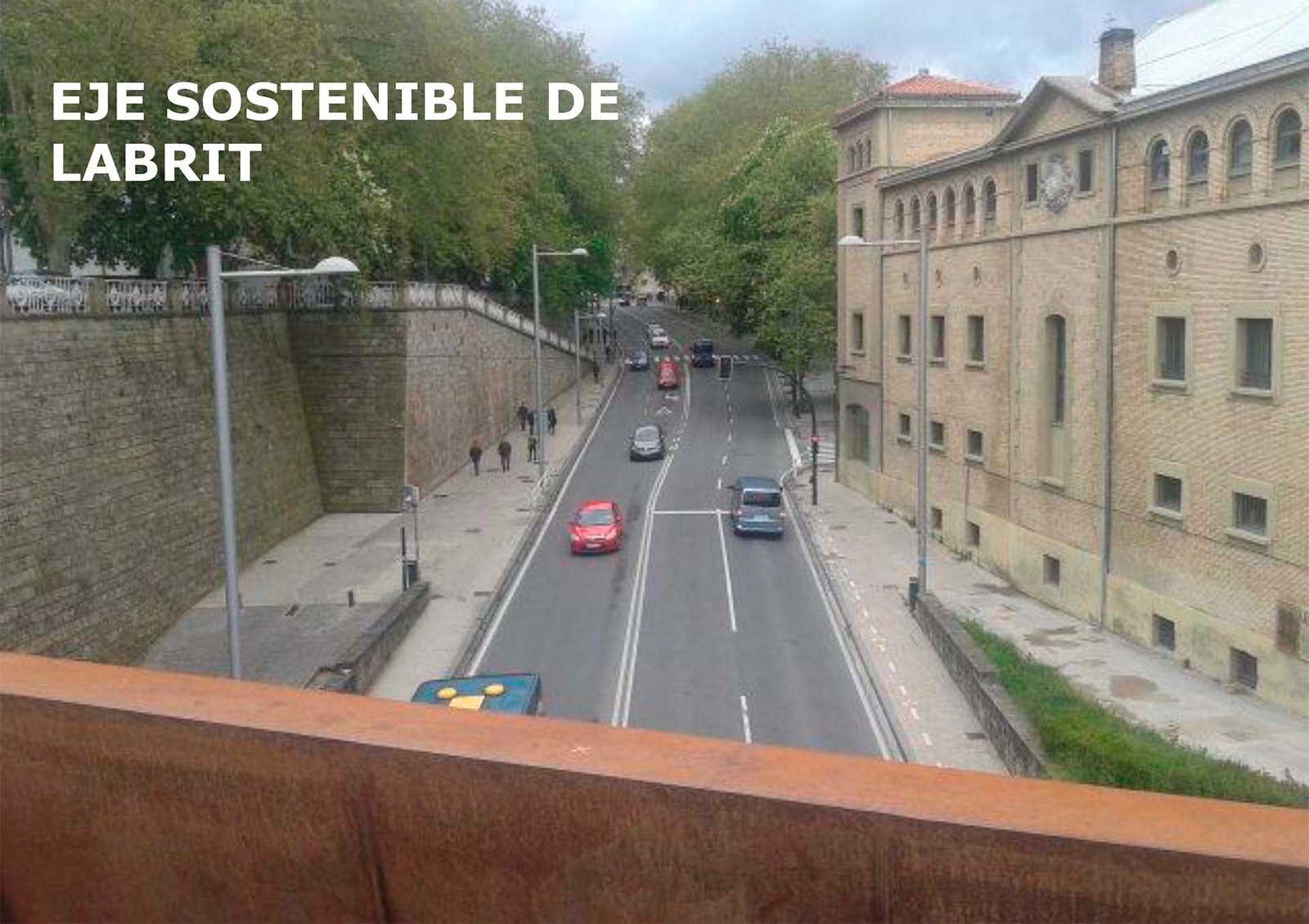 El Ayuntamiento presenta el anteproyecto del Eje Sostenible de Labrit que incluye carril-bici de doble sentido y mejoras para transporte público y peatones