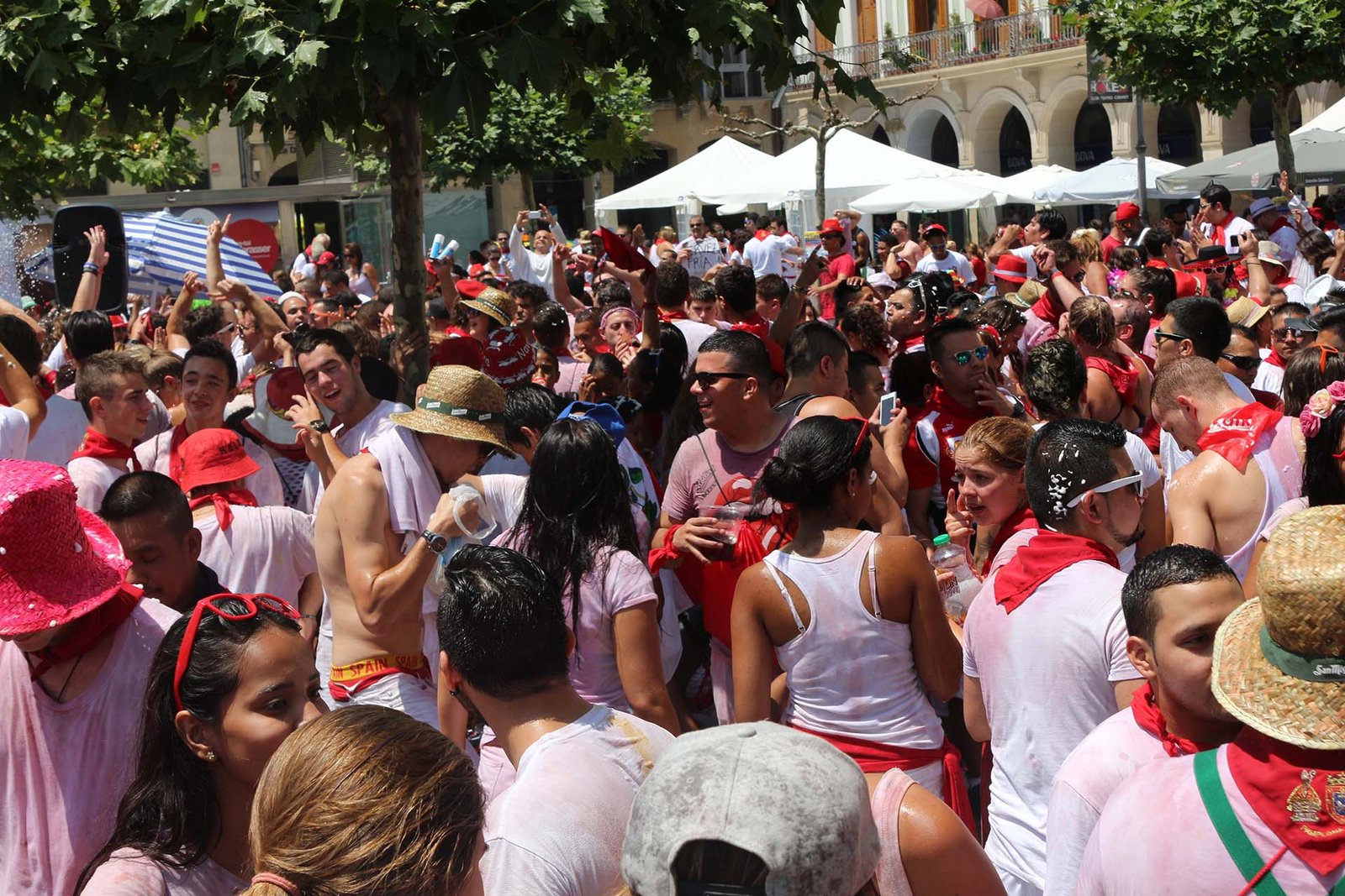 Policía Municipal establecerá el próximo lunes 14 puntos de control de acceso en seis zonas del centro de la ciudad que acumulan un mayor número de establecimientos hosteleros