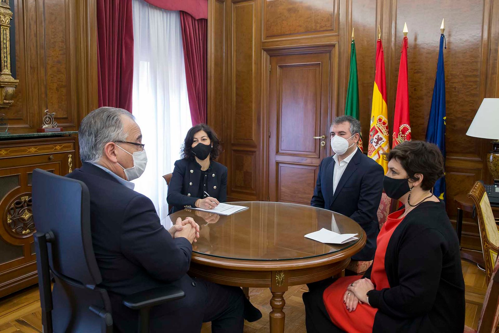 El alcalde se reúne con la Asociación de Hoteles de Pamplona