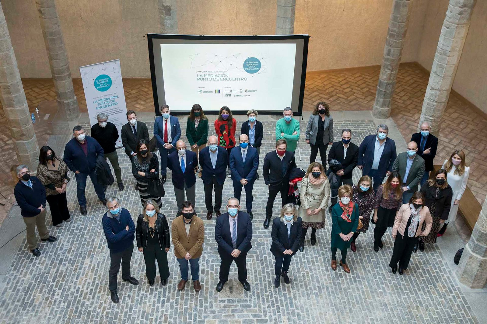 El Ayuntamiento ofrece una recepción institucional a las personas participantes en los actos organizados con motivo de la III Semana Europea de la Mediación