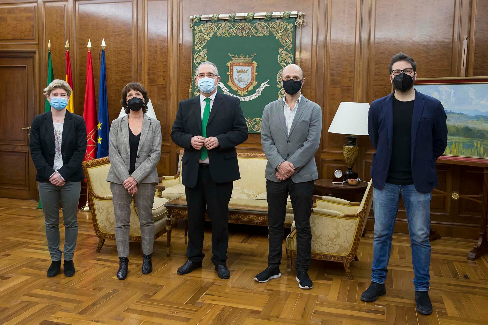 El alcalde de Pamplona se reúne con la junta directiva de la asociación Escena y Música Asociada de Navarra (EMAN)