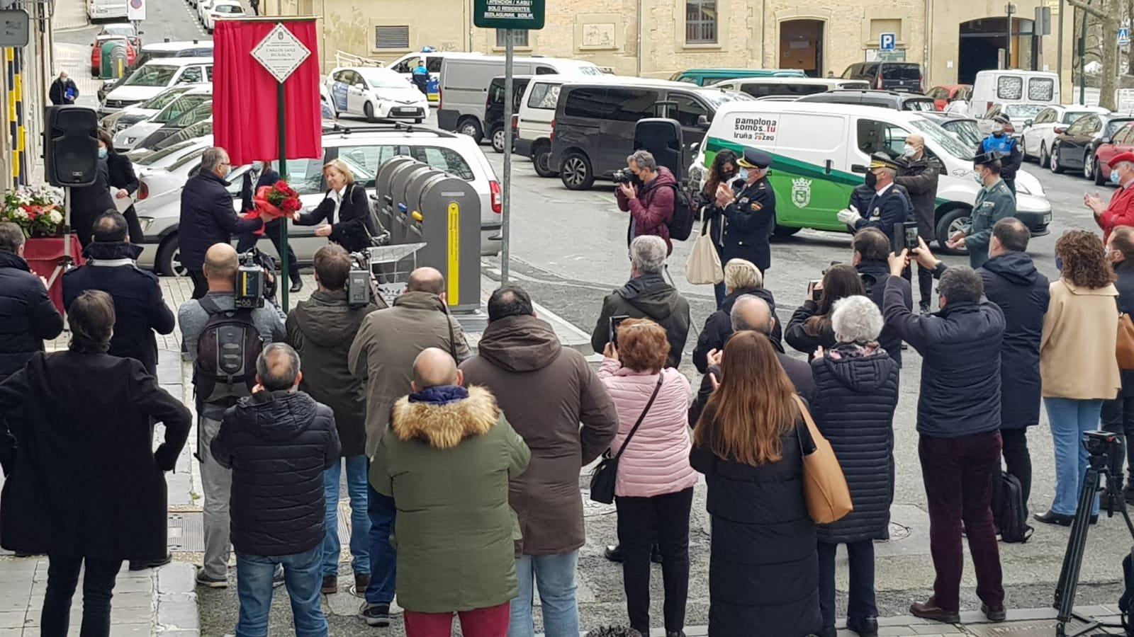 Pamplona recuerda a las víctimas de ETA Joaquín Imaz, Carlos Sanz, Alfredo Aguirre y Francisco Miguel con sendas placas colocadas en los lugares de sus atentados