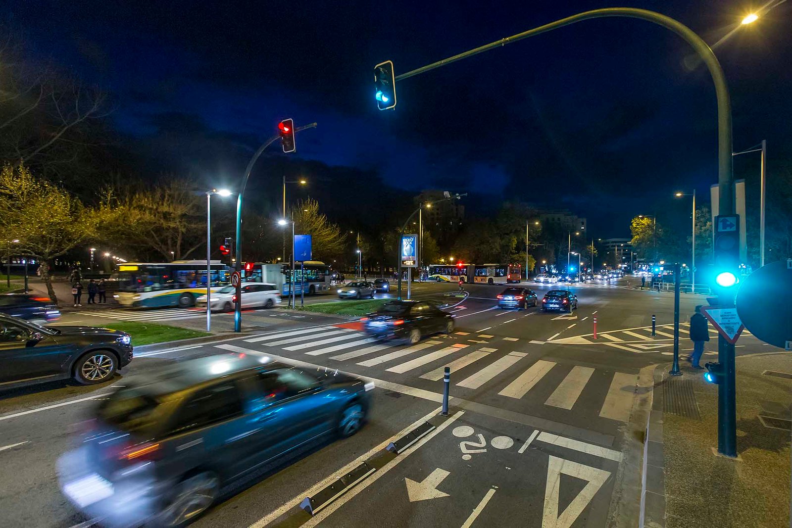 El Ayuntamiento de Pamplona instalará semáforos inteligentes en Lezkairu que se activan cuando son pulsados o los vehículos superan la velocidad permitida