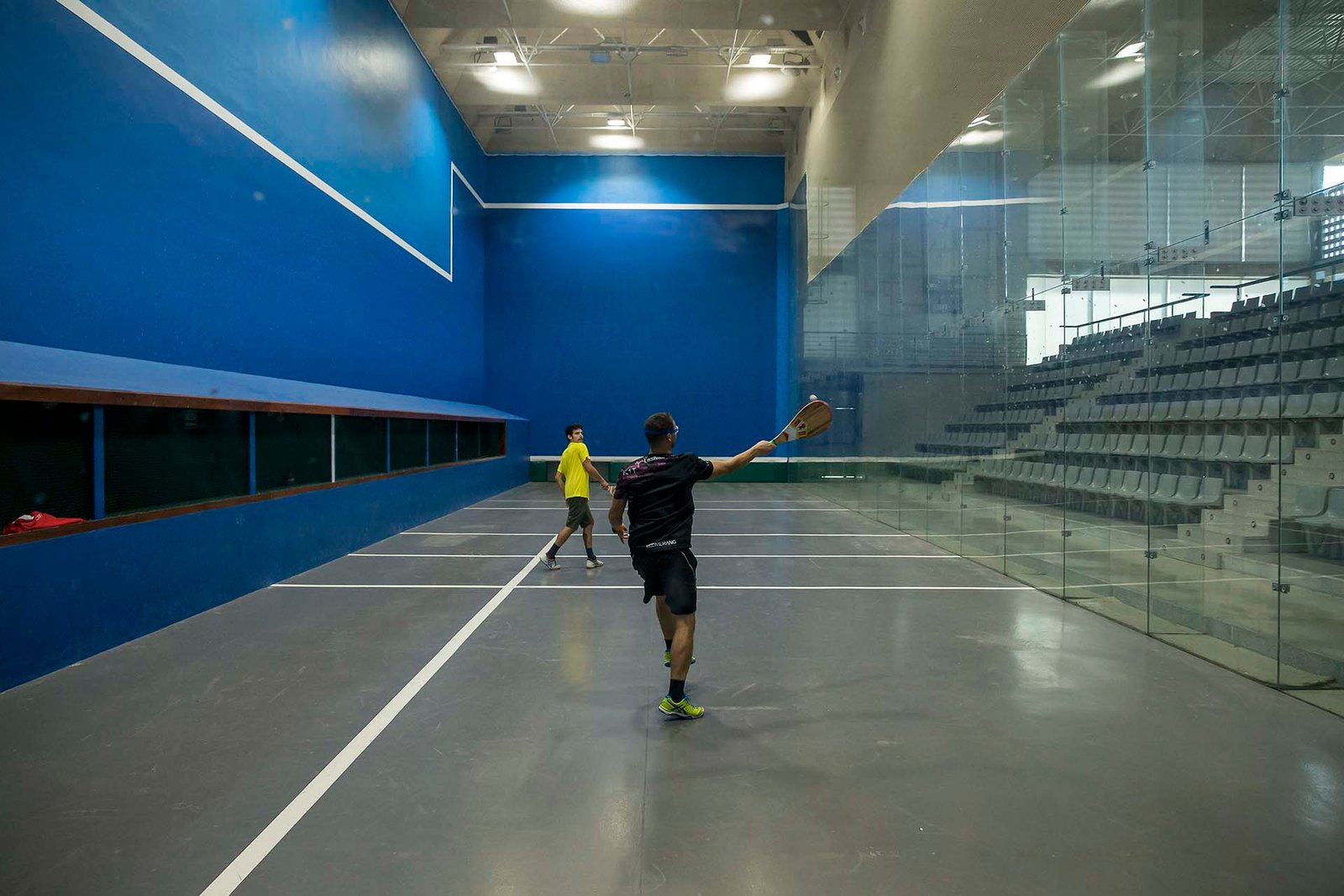 Adjudicadas las obras para la reforma de los vestuarios del frontón del trinquete – polideportivo de Mendillorri que se prevén concluir para finales de verano