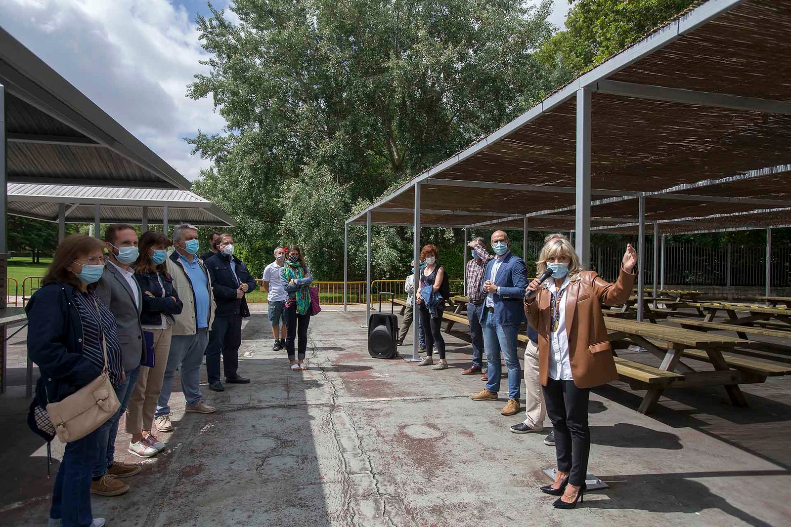 El Ayuntamiento está invirtiendo más de 245.000 euros en mejoras en los complejos deportivos públicos de Aranzadi y San Jorge