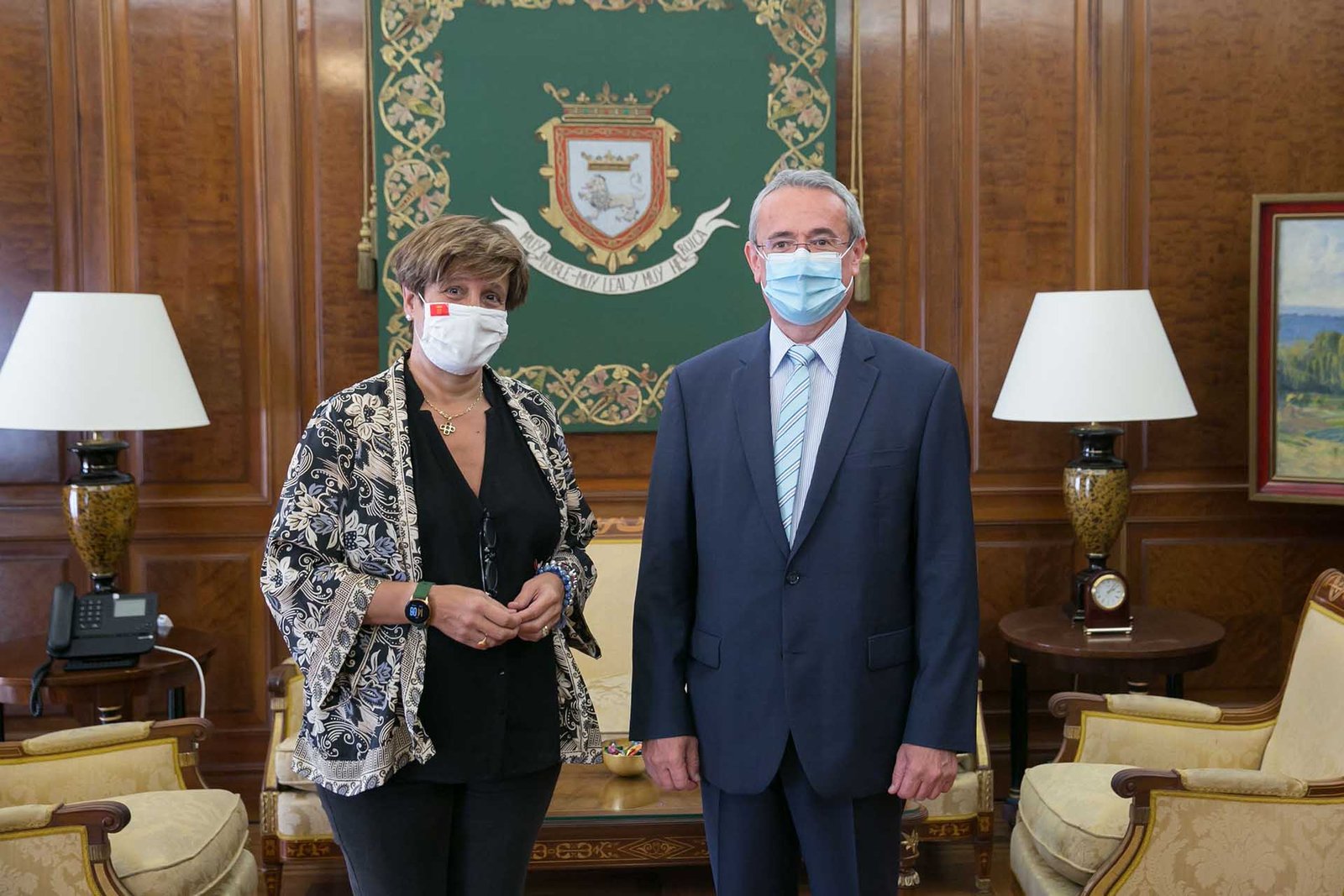 La primera teniente de alcalde de Pamplona se reúne con el embajador de la República de Eslovenia en España que se encuentra de visita en la ciudad