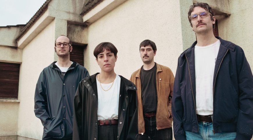 Roberto Urrutia & Corrientes Navarras, Río Arga y Zuberoa Aznárez protagonizan los conciertos gratuitos de esta semana en Ciudadela, plaza de la O y Vuelta del Castillo