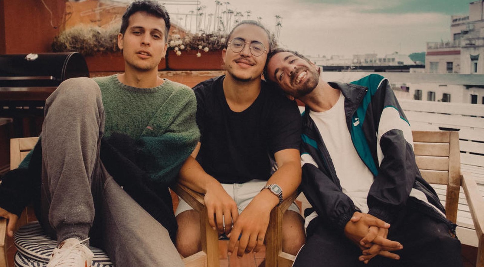 Noches en la Ciudadela presenta el sábado a Stay Homas, trío catalán que se convirtió en viral durante el confinamiento con sus letras pegadizas y sus melodías frescas