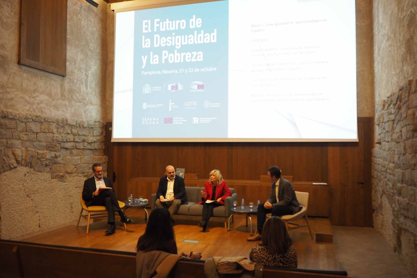 El alcalde de Pamplona clausura el encuentro ‘Diálogo sobre el futuro de la desigualdad y la pobreza’ que ha acogido Condestable este jueves y viernes