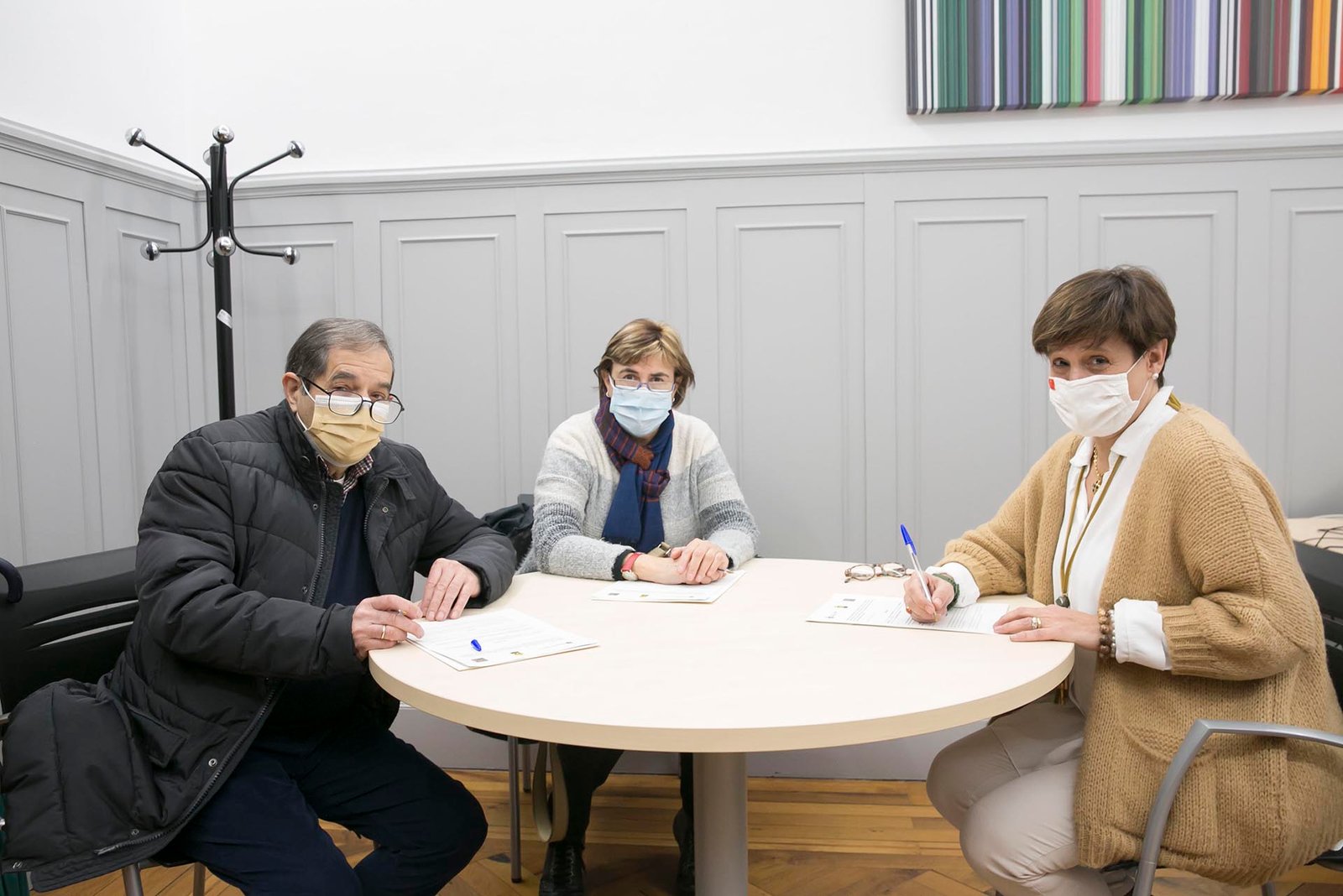 El Ayuntamiento de Pamplona cede a dos asociaciones un local en la Txantrea para crear un espacio de encuentro y apoyo a las iniciativas emprendedoras y sociales