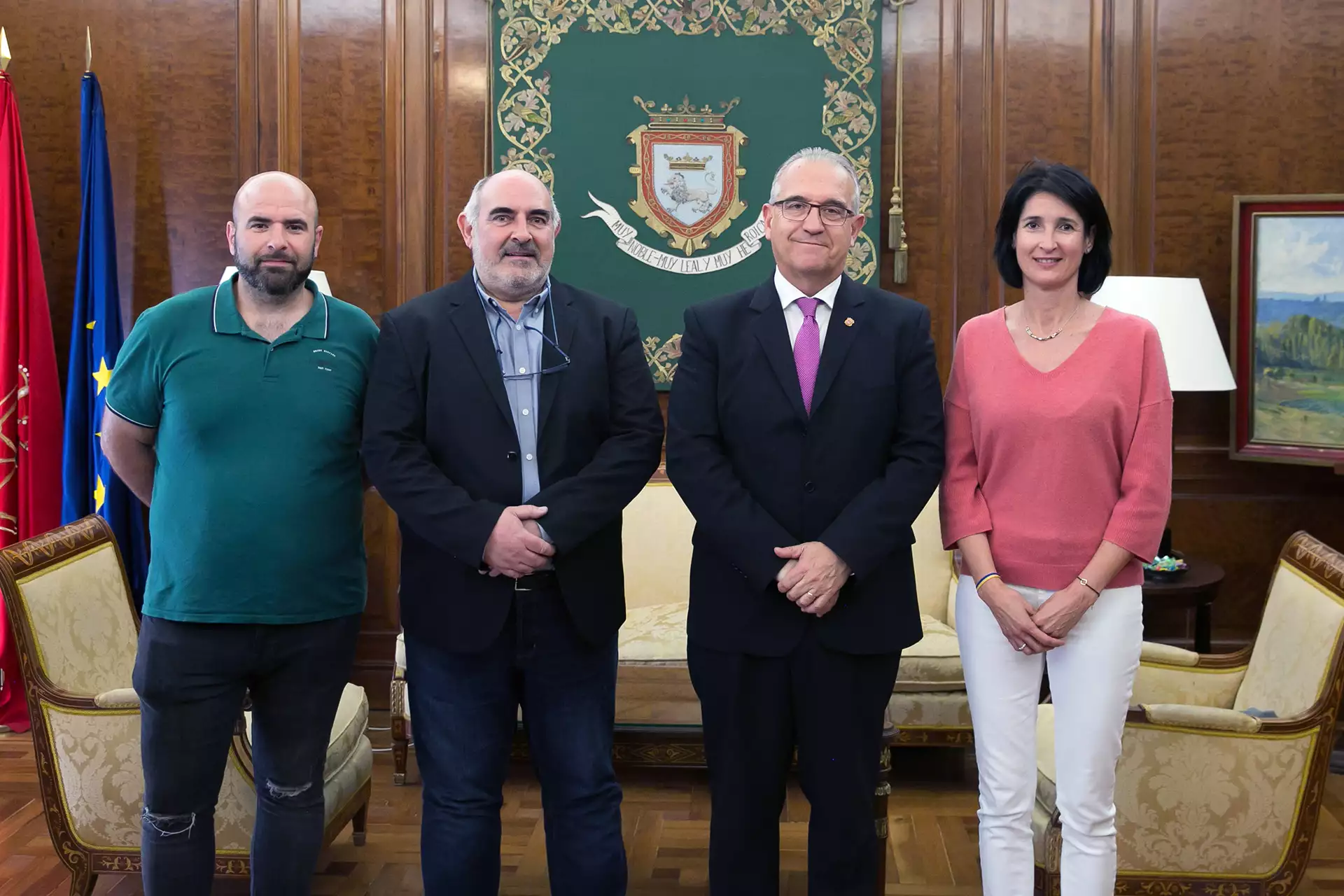 El alcalde de Pamplona se reúne con el presidente de SEMES Navarra en el Día Internacional de las Urgencias y Emergencias