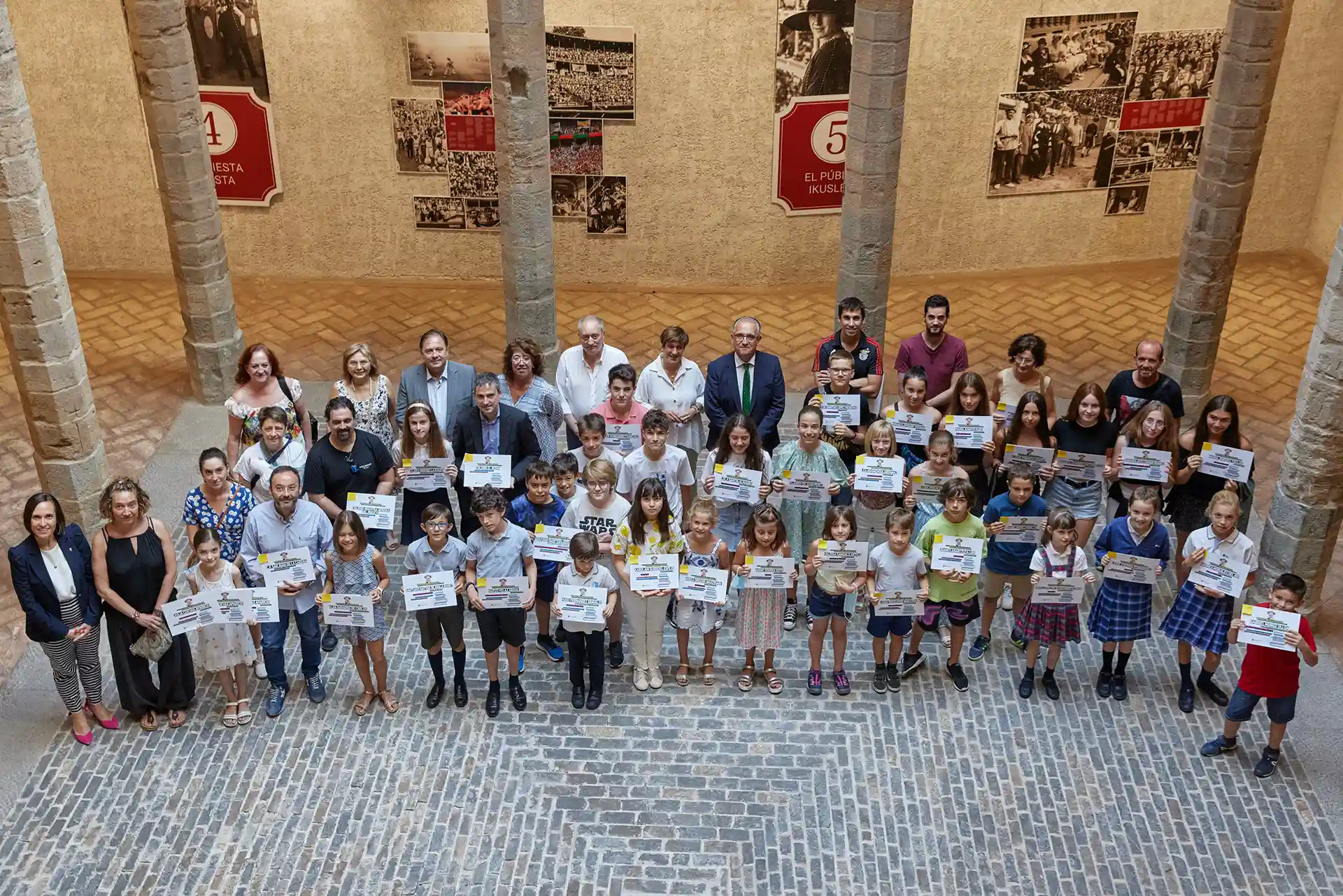 El Ayuntamiento entrega los premios del concurso literario para alumnado de Primaria y primer ciclo de Secundaria en las modalidades de cómic y cuento