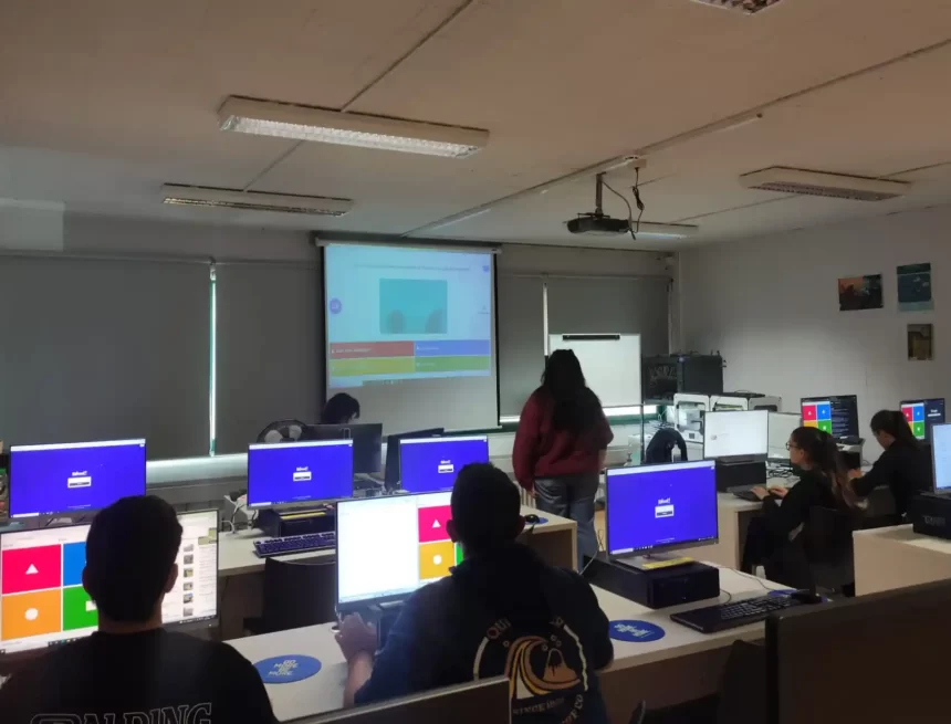 El conocimiento de la ciudad tiene premio: la octava edición de Iruñarrivial enfrentará a 72 jóvenes en un concurso digital en el que el tiempo también cuenta