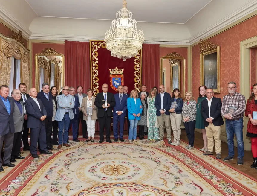 El Ayuntamiento de Pamplona recibe a la Fundación Tomás Caballero dentro de los actos en recuerdo del concejal asesinado hace 25 años