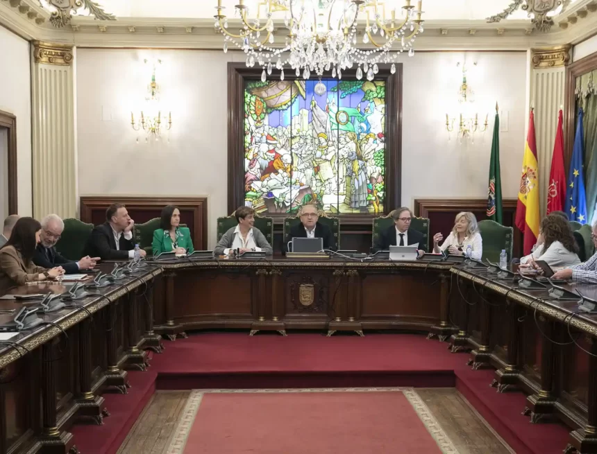Estas elecciones hay cambios en los colegios electorales: entre traslados y desdoblamientos los centros electorales pasan de 23 a 26, con cambios en mesas y secciones