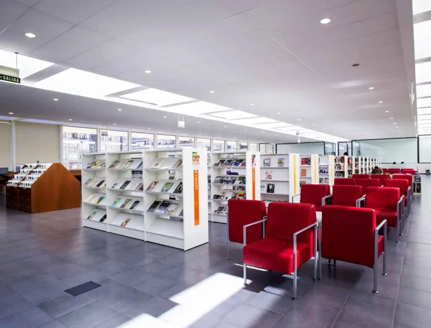 Las nueve bibliotecas públicas de Pamplona retoman desde este lunes el horario de invierno, de 14 a 20 horas, salvo San Francisco, que abre de 8.30 a 20.30 horas