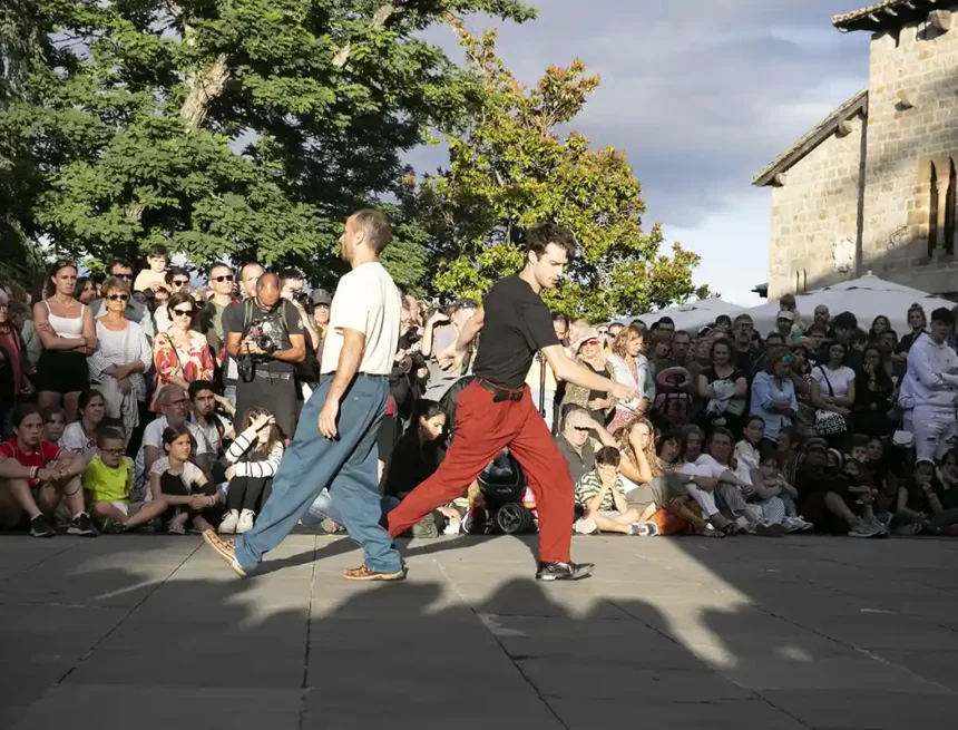Danza contemporánea desde Cataluña, Canarias, Grecia y Gipuzkoa, mañana sábado en el Festival de las Murallas