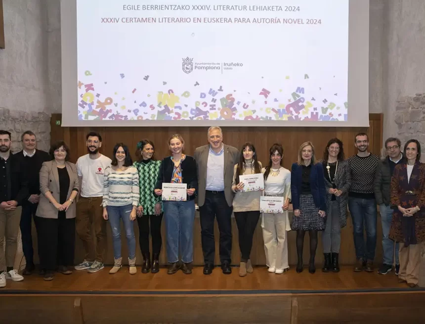 entrega premios certamen literario euskera