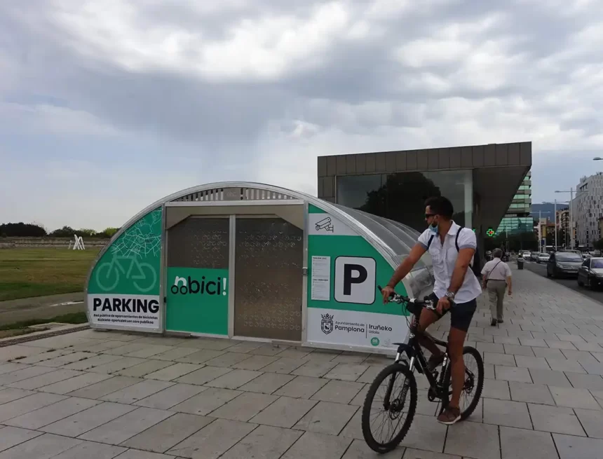 parking bicicletas pamplona
