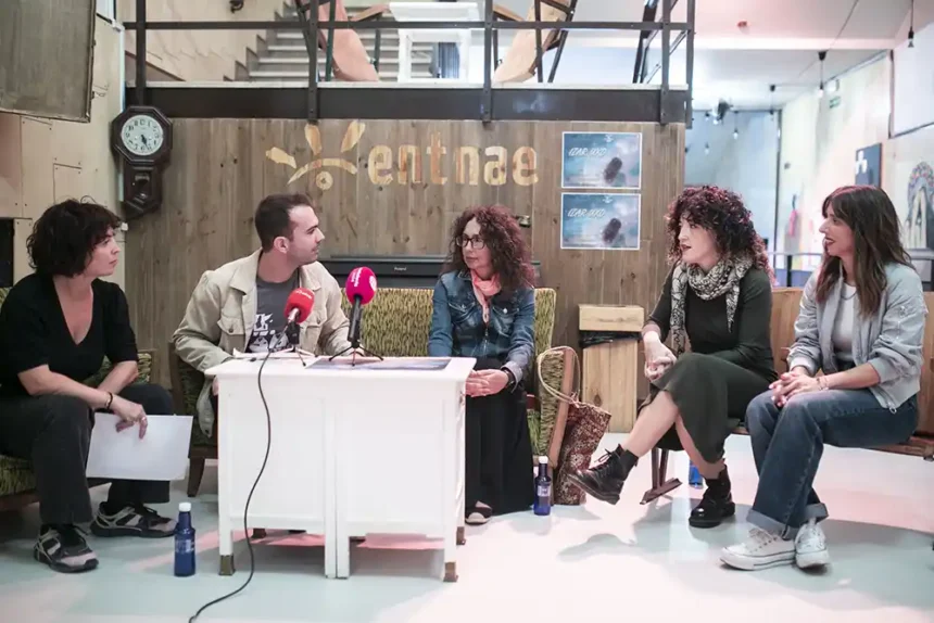 rueda de prensa escuela navarra de teatro