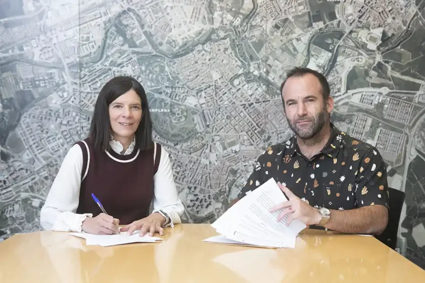 firma convenio Pío XII_web firma convenio Pío XII