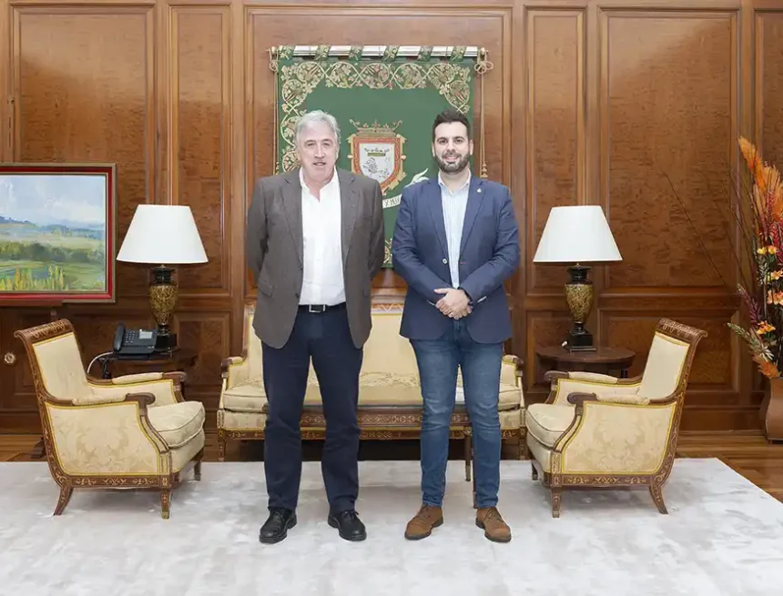 reunión con el alcalde de zizur mayor