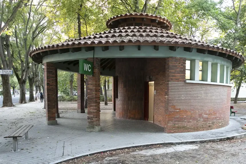 aseos públicos