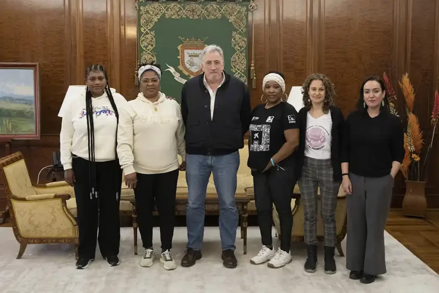 reunión con las poderosas