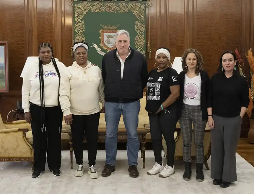 reunión con las poderosas