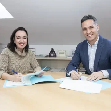 firma convenio con solera