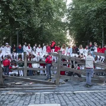 mesa encierro vallado callejón
