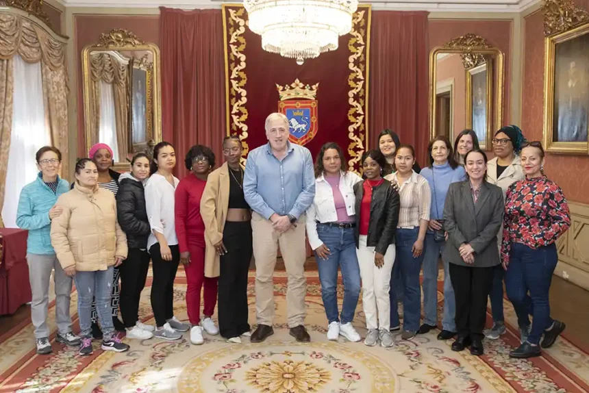 reunión fundación adsis proyecto hobetuzcnb