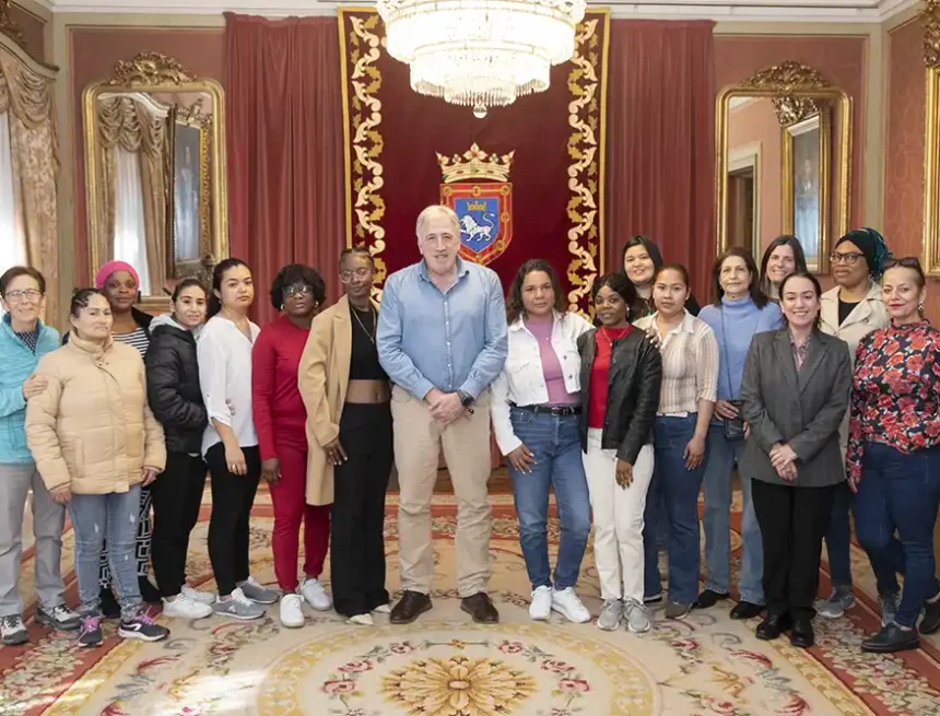 reunión fundación adsis proyecto hobetuzcnb