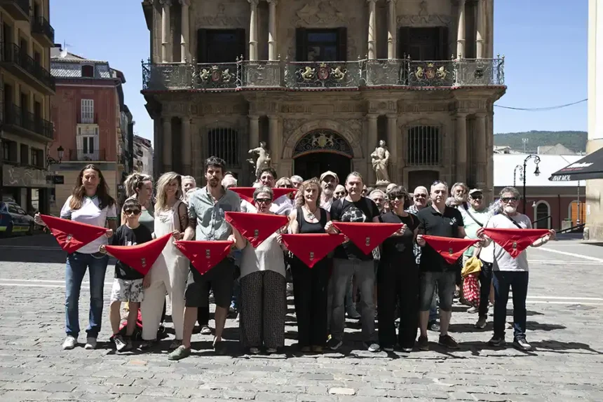 chupinazoyalanafarroaweb2 chupinazo yala nafarroa