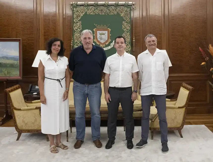 firma convenio CEIN Pamplona